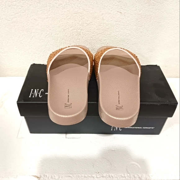 INC - Picture 2 of 4